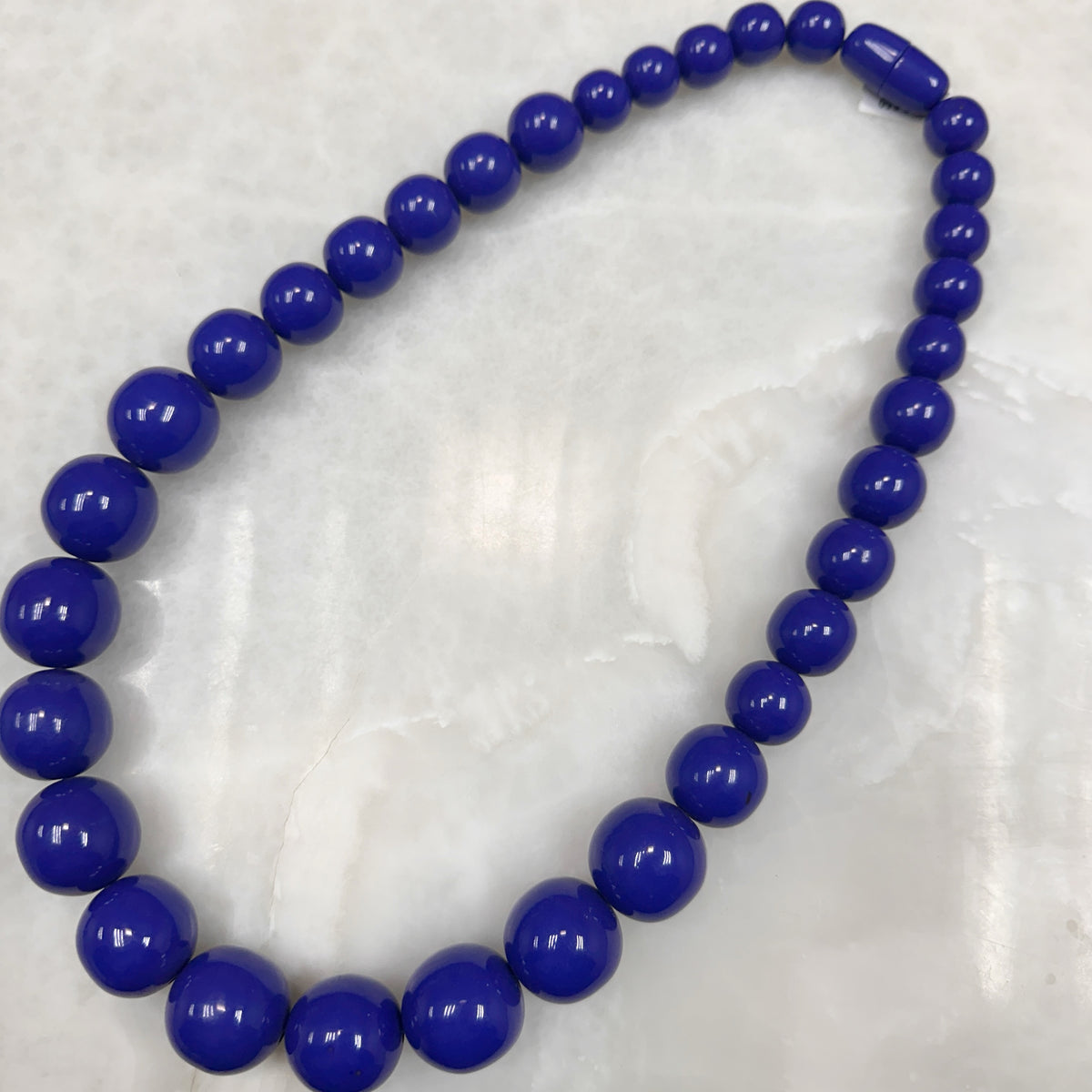 Pebbles Necklace Blue 57-CLN-L13A00