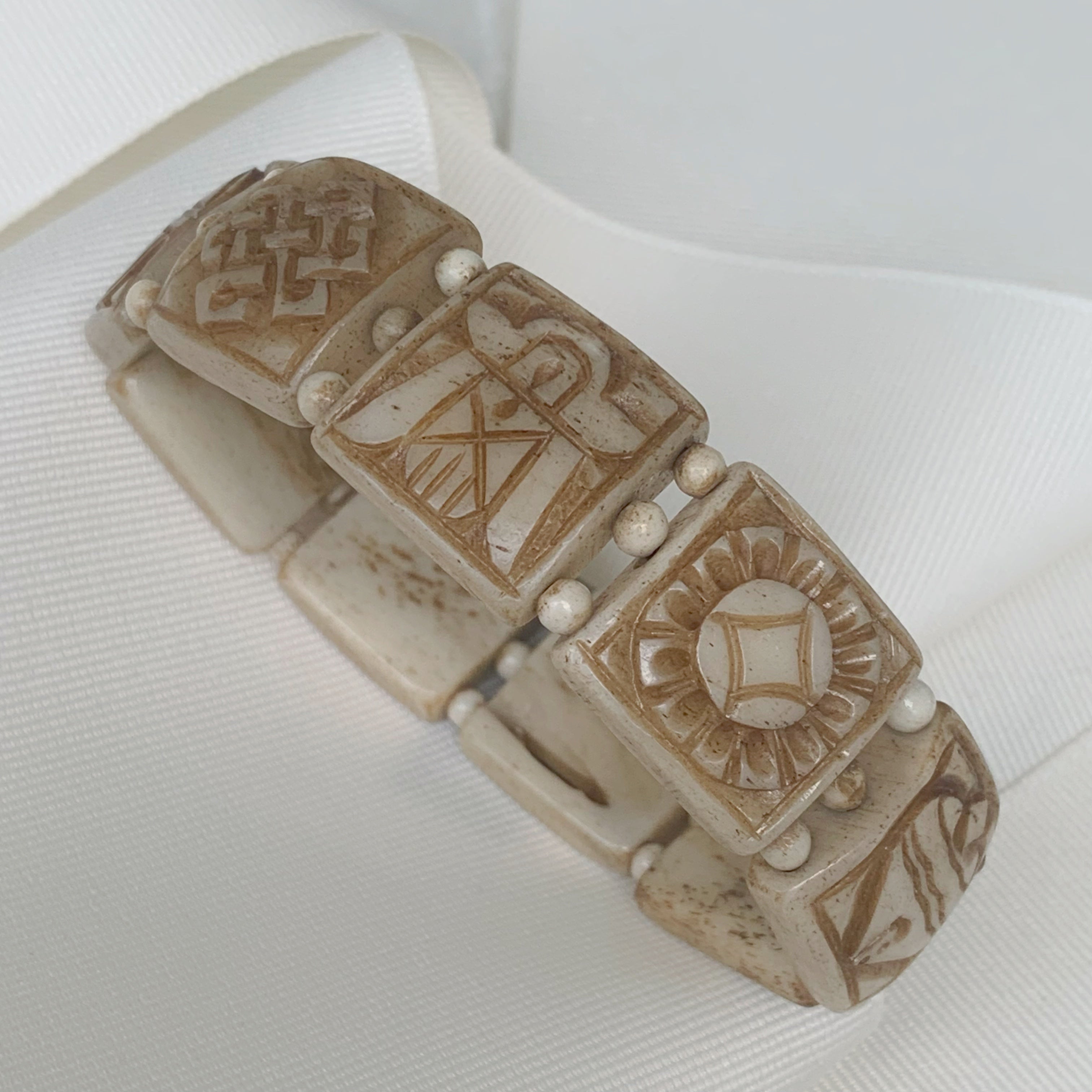 Hermoso Brazalete 08-BN-L4A00