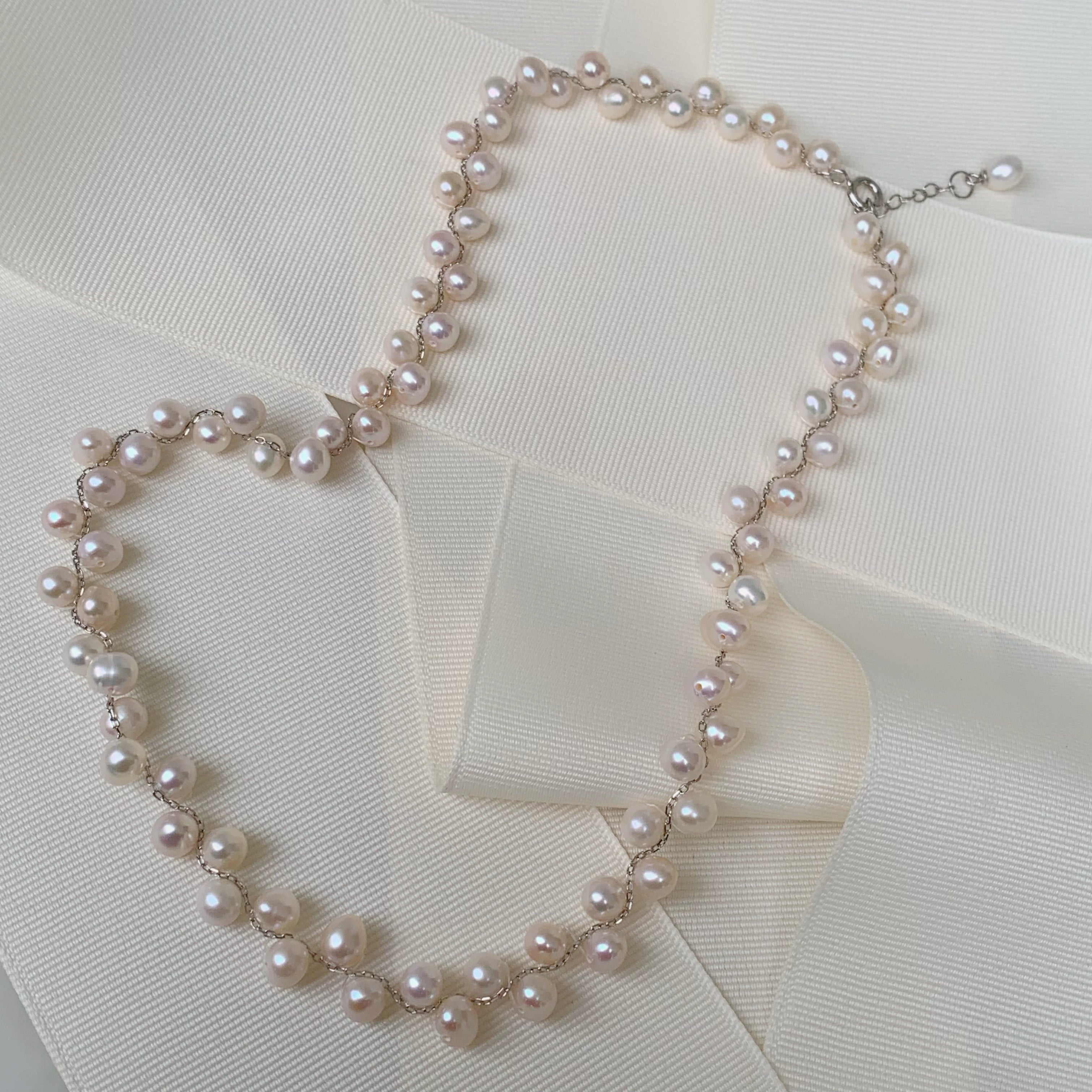 Collar y Pulsera de Perlas  Modelo 52-CLL-L15A00-L8A00