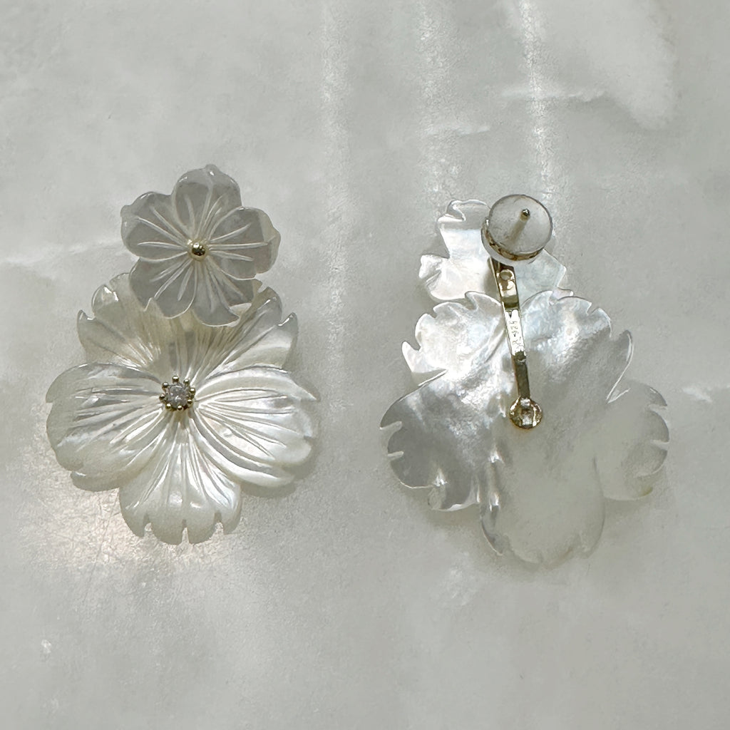 Exclusivo Juego de Cadena con Dije y Aretes en Plata Dorada 71-CD-AR-L20A50-L30A00
