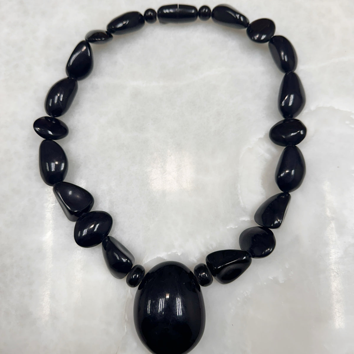 Pebbles Necklace Dark Noir con Brazalete incluido 41-CLN-L13A00