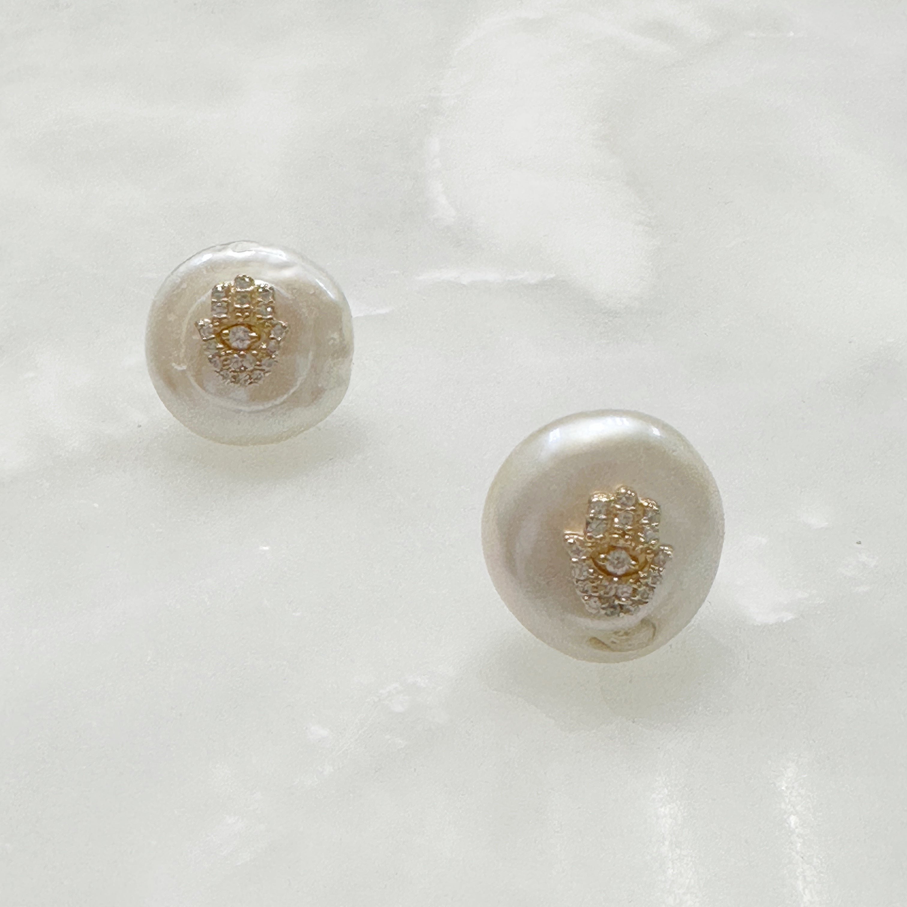 Aretes de Perla Natural y Plata Dorada 117-AR-L15A50