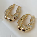 Brilla con Estilo Hoops Earrings en Oro Laminado 03-ARL-165