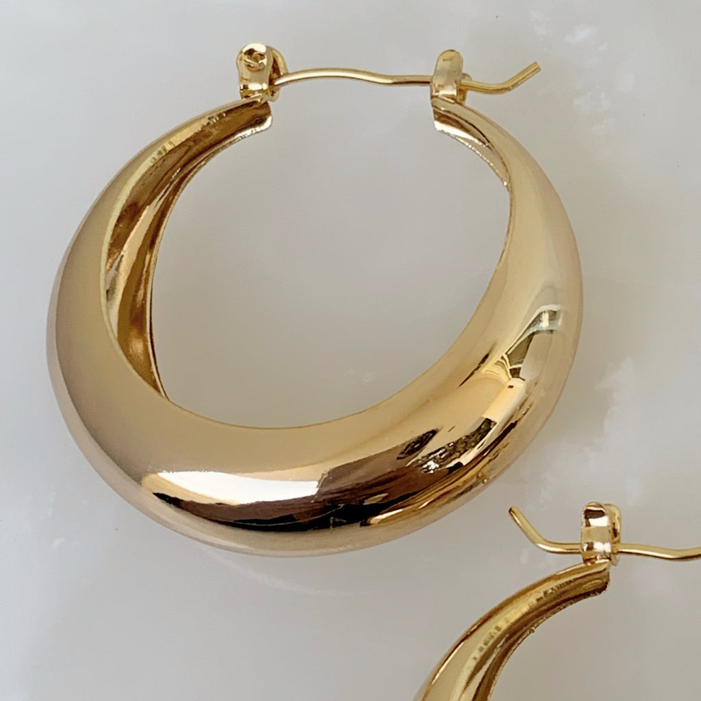 Brilla con Estilo Hoops Earrings en Oro Laminado 20-ARL-135