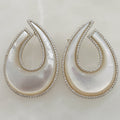 Hermosos Aretes en Madre Perla y Plata Dorada Modelo 54-AR-L80