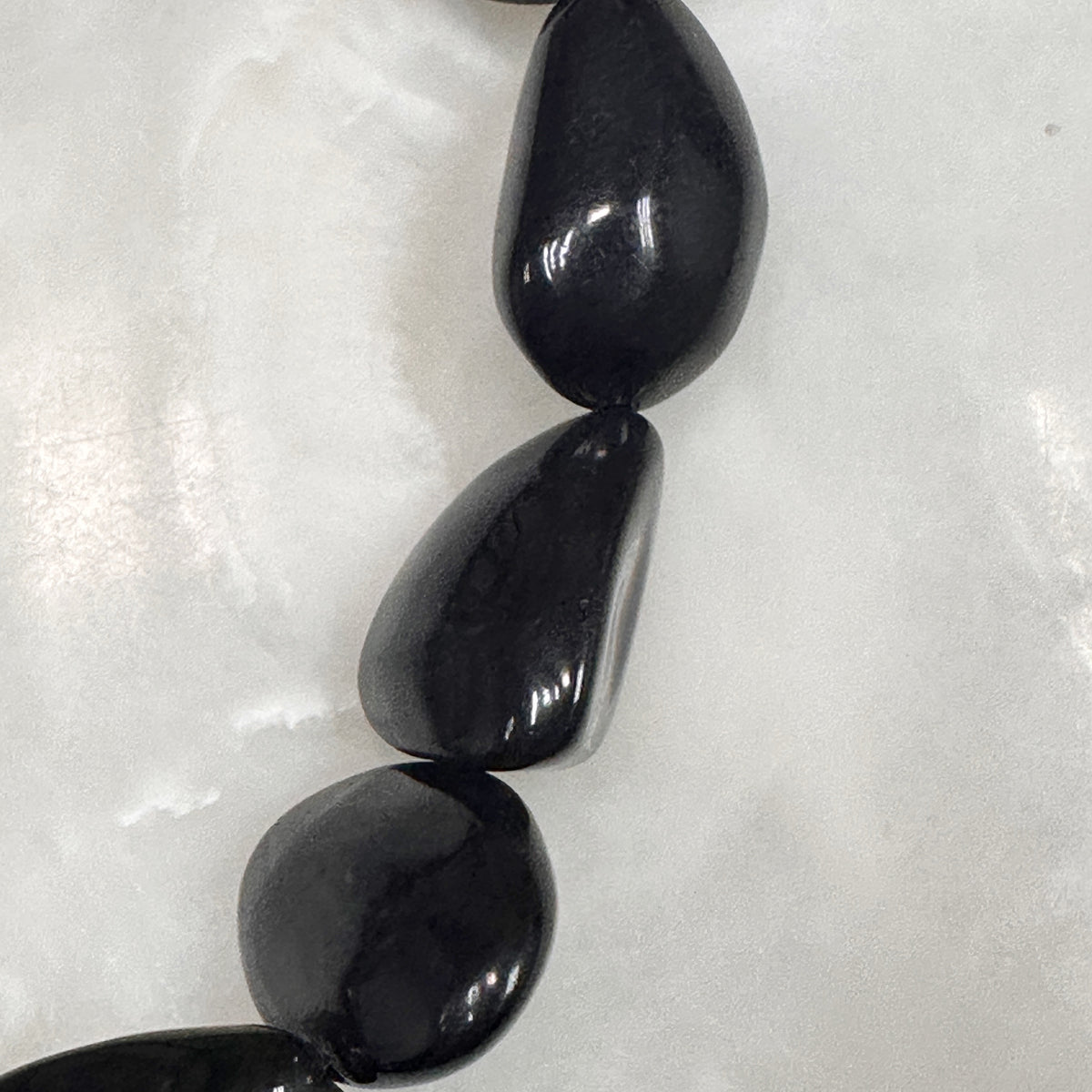 Pebbles Necklace Dark Noir con Brazalete incluido 41-CLN-L13A00