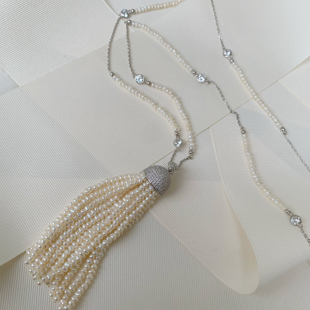 Cadena Larga con Dije de Tassel con Perlas en Plata 51-PCE-L64A00