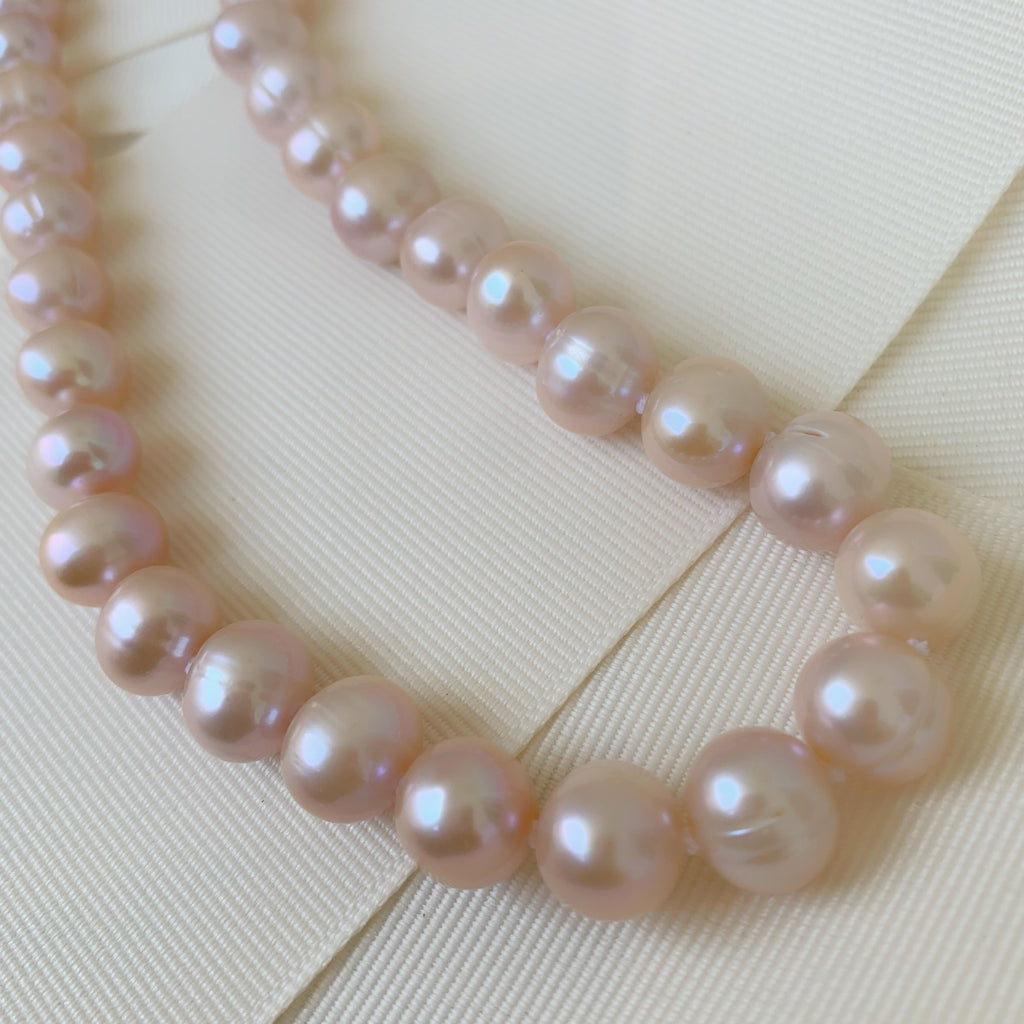 Distinguido Collar Fresh Water Pearls en tono rose 59-CLL-L12