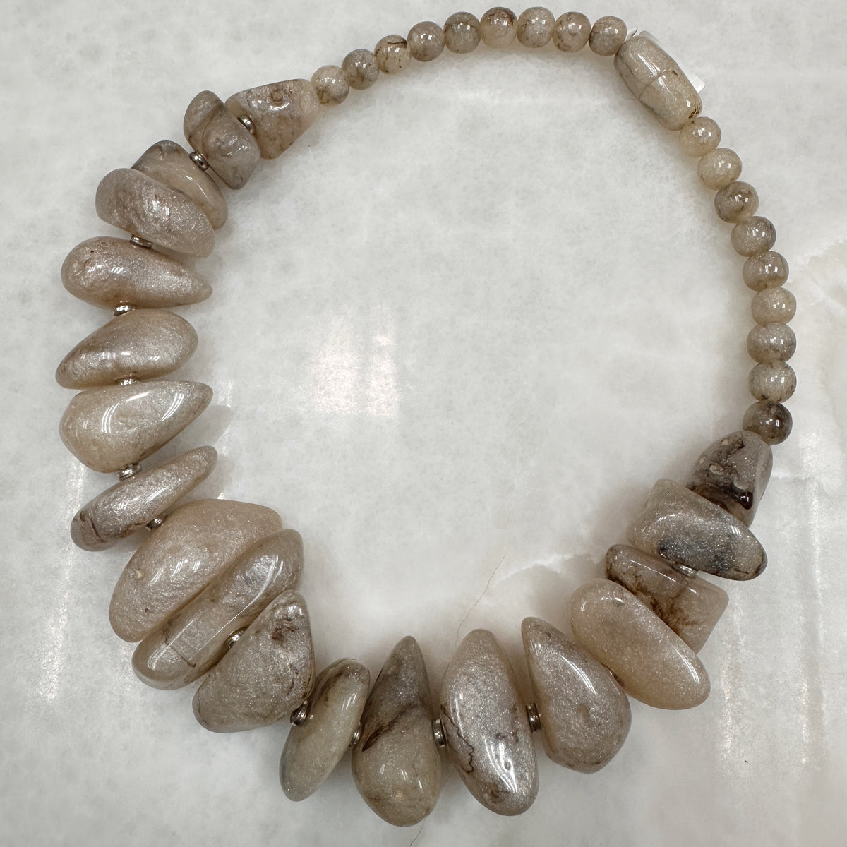 Pebbles Necklace Olive con Brazalete incluido 48-CLN-L10A00