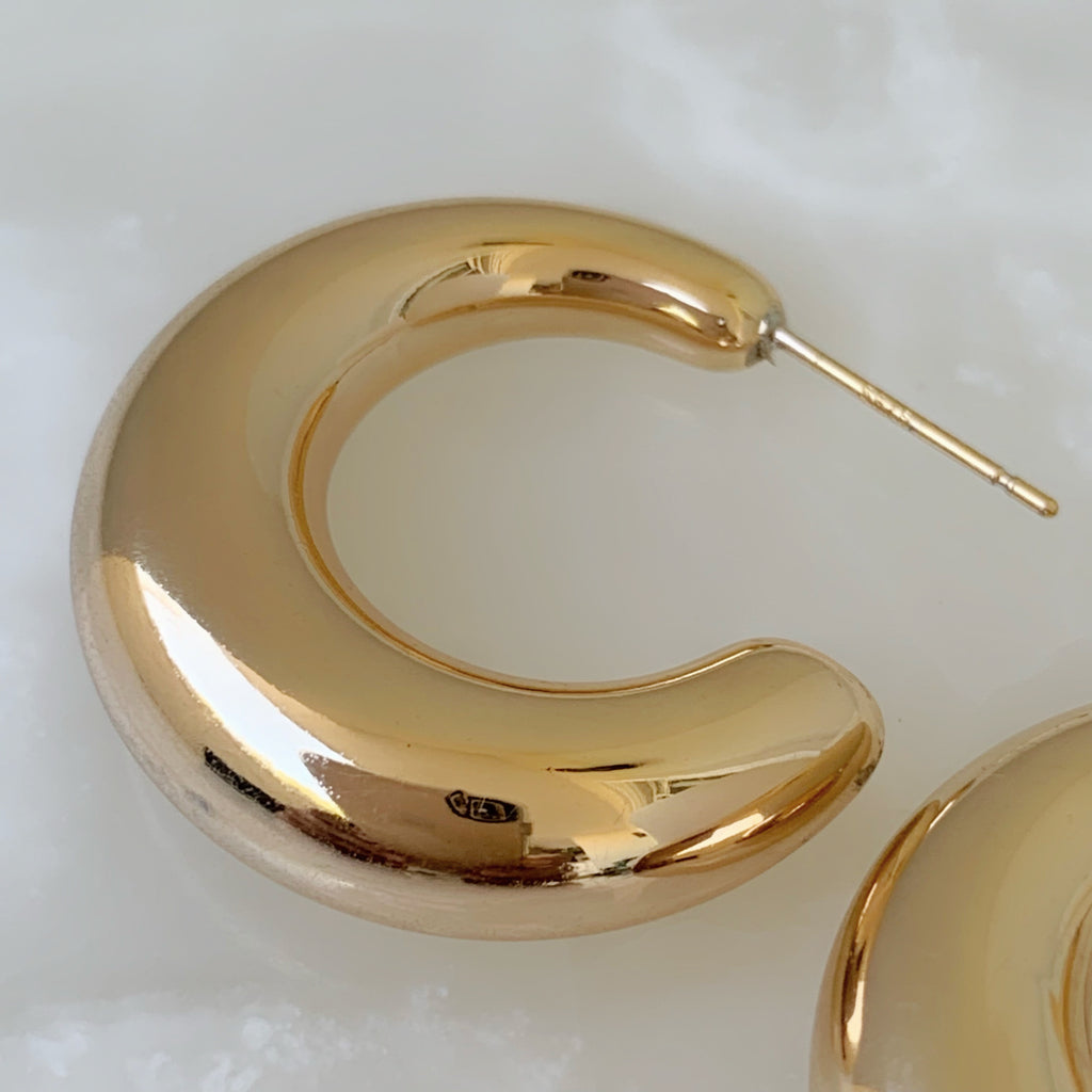 Brilla con Estilo Hoops Earrings en Oro Laminado 25-ARL-135