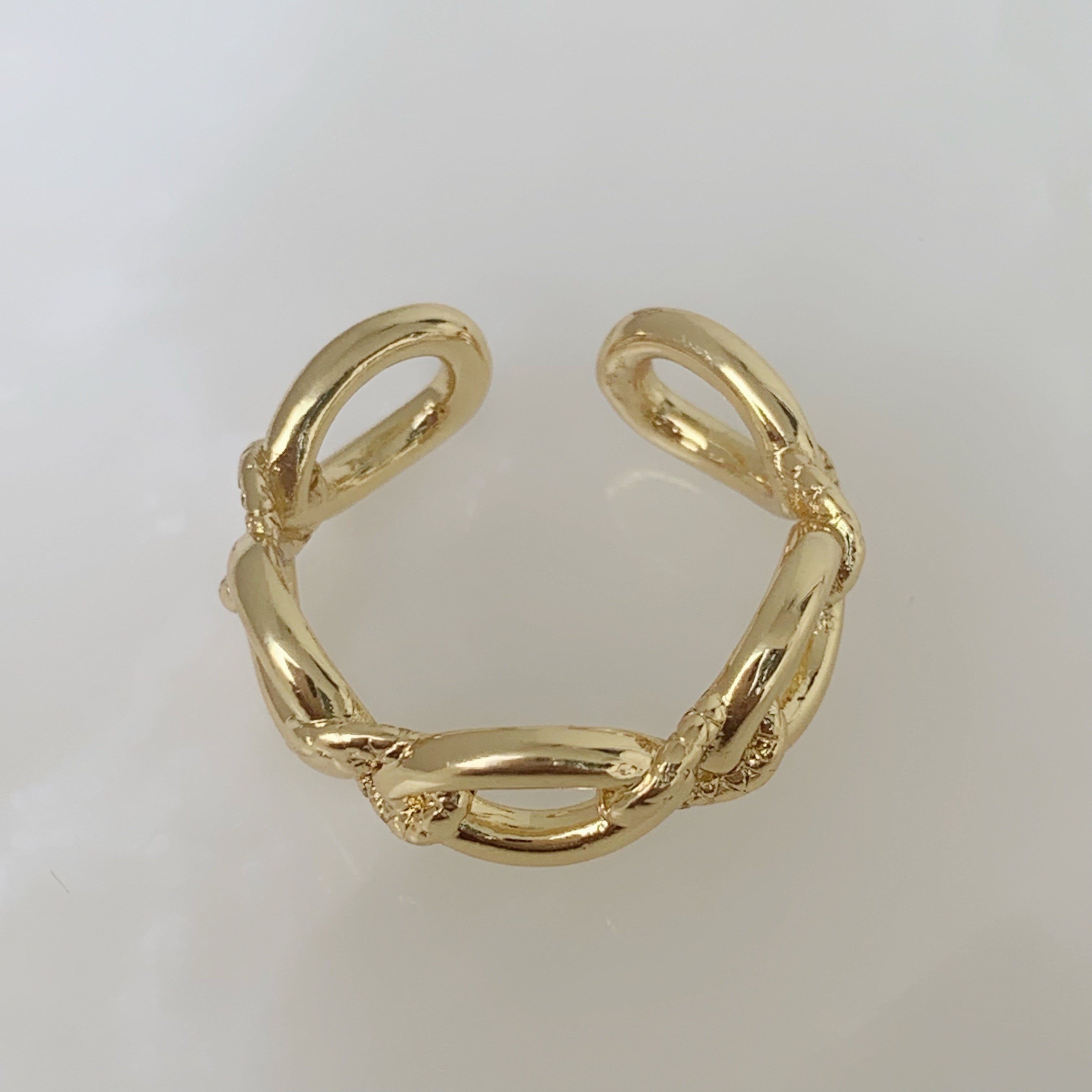 Brilla con Estilo Ear Cuffs en Oro Laminado 41-ARL-100