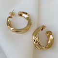 Brilla con Estilo Hoops Earrings en Oro Laminado 22-ARL-135