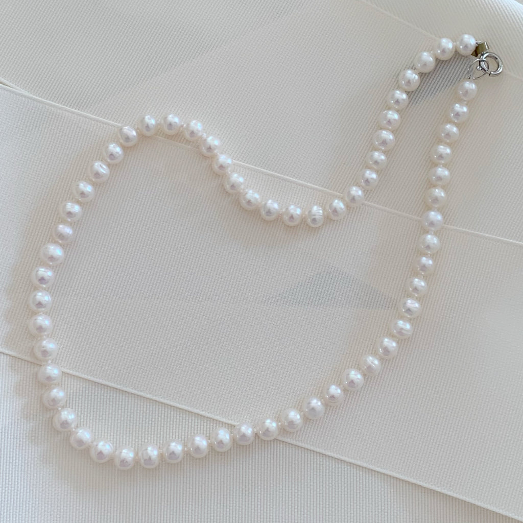 Vanguardista Collar de Perlas  Cultivadas Akoya con broche de Sterling Silver 29-CLL-L11