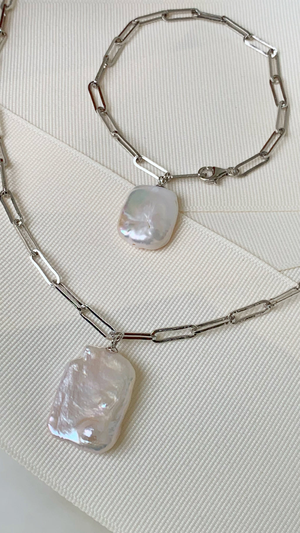 Juego de Cadena con Dije y Pulsera con Perla en Plata 60-CD-P-L29-L15