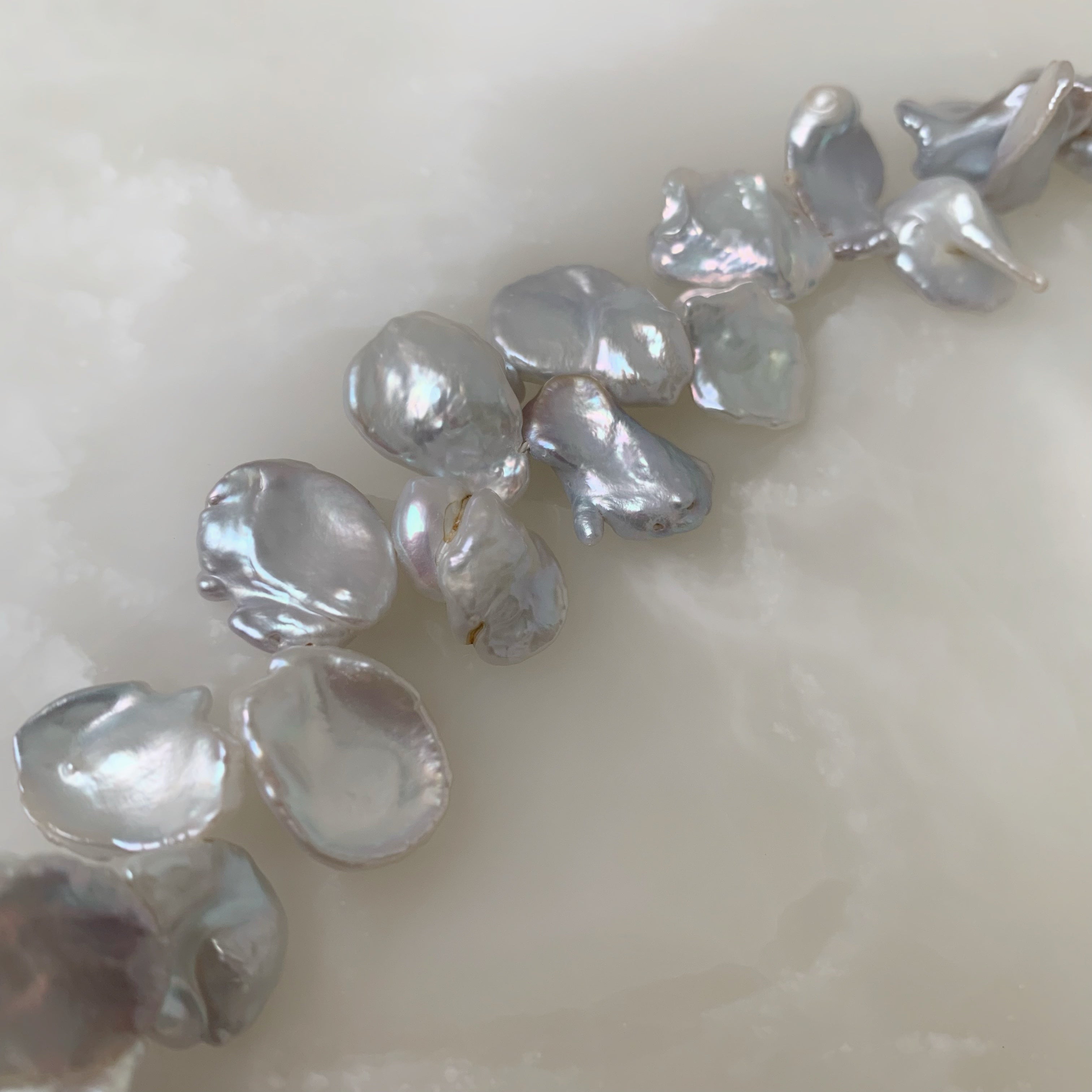 Exclusivo Collar de Perlas Keshi Sterling Silver Modelo 51-CLL-L29A00