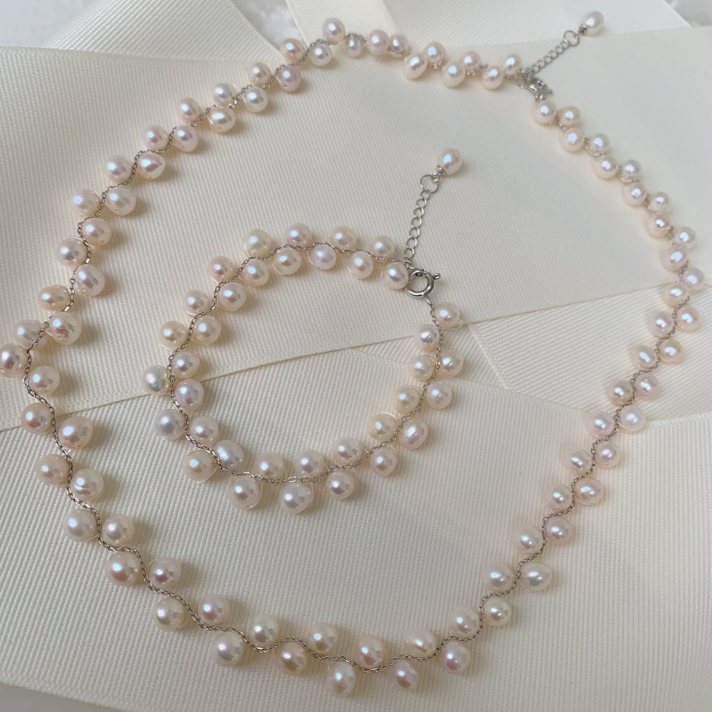 Collar y Pulsera de Perlas  Modelo 52-CLL-L15A00-L8A00