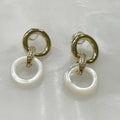 Aretes Colgantes en Madre Perla y Plata Dorada 102-AR-L40A00