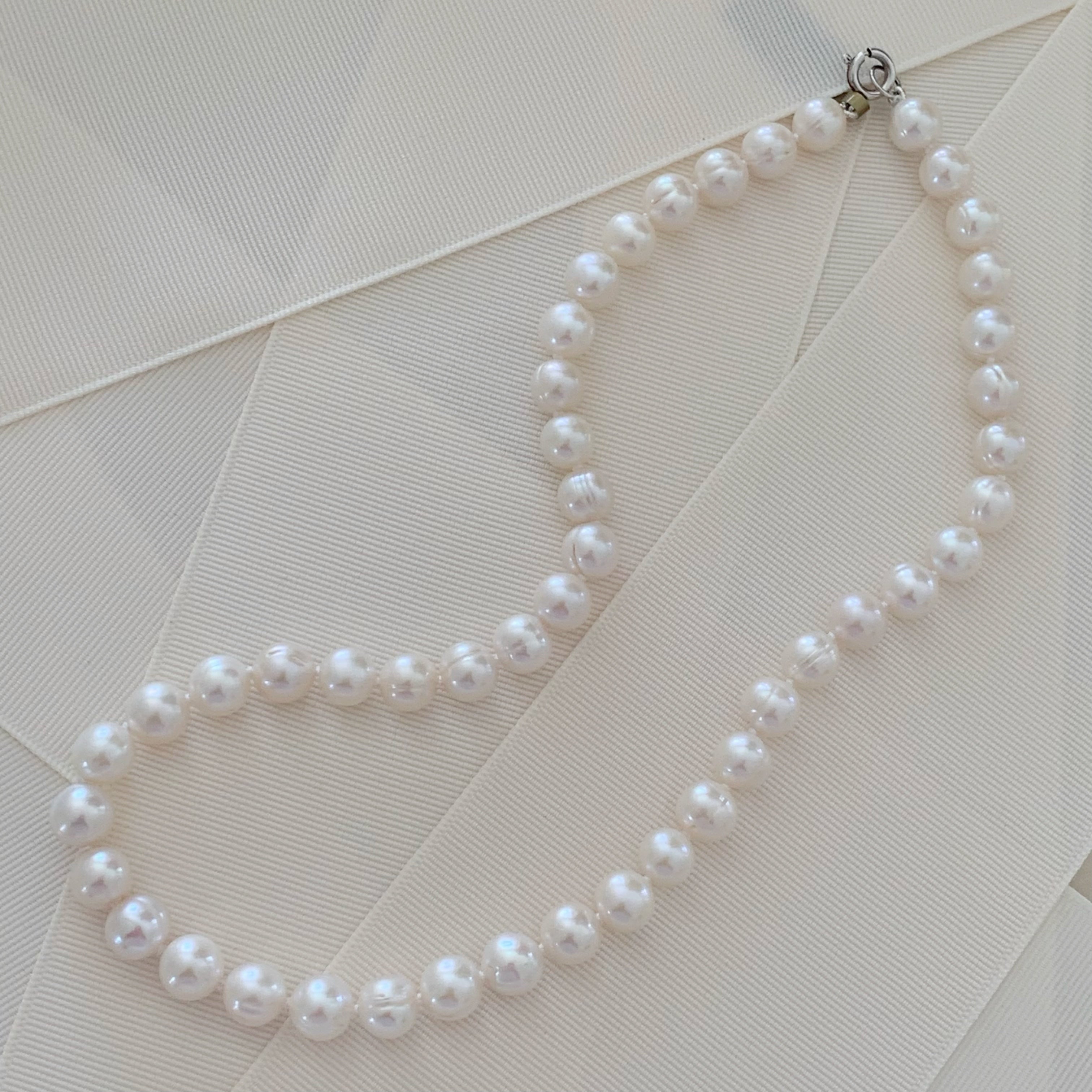 Magnifico Collar de Perlas Cultivadas Akoya Japonesas Modelo 38-CLL-L14