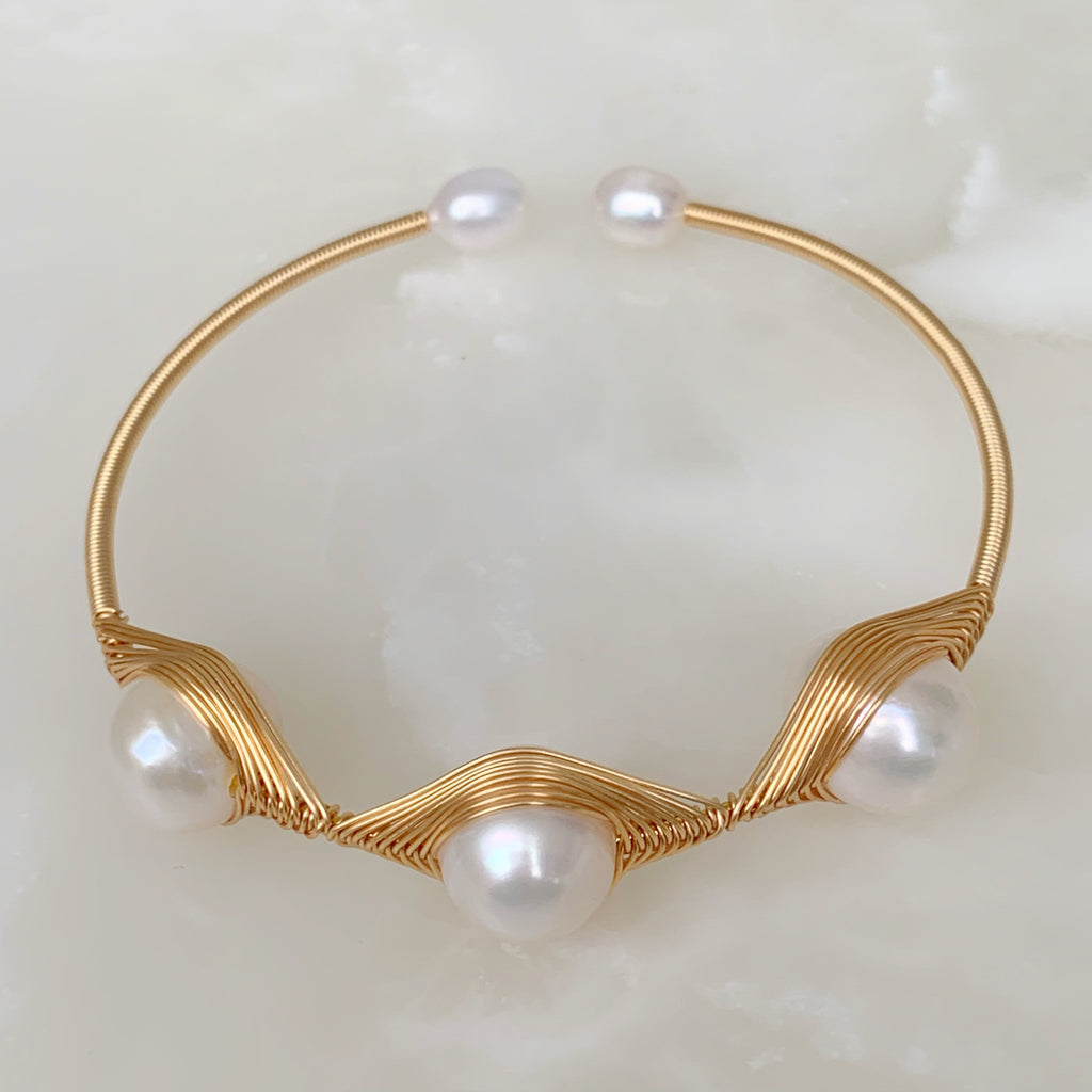 Hermosa Pulsera con Perlas Modelo 06-PP-L5A00