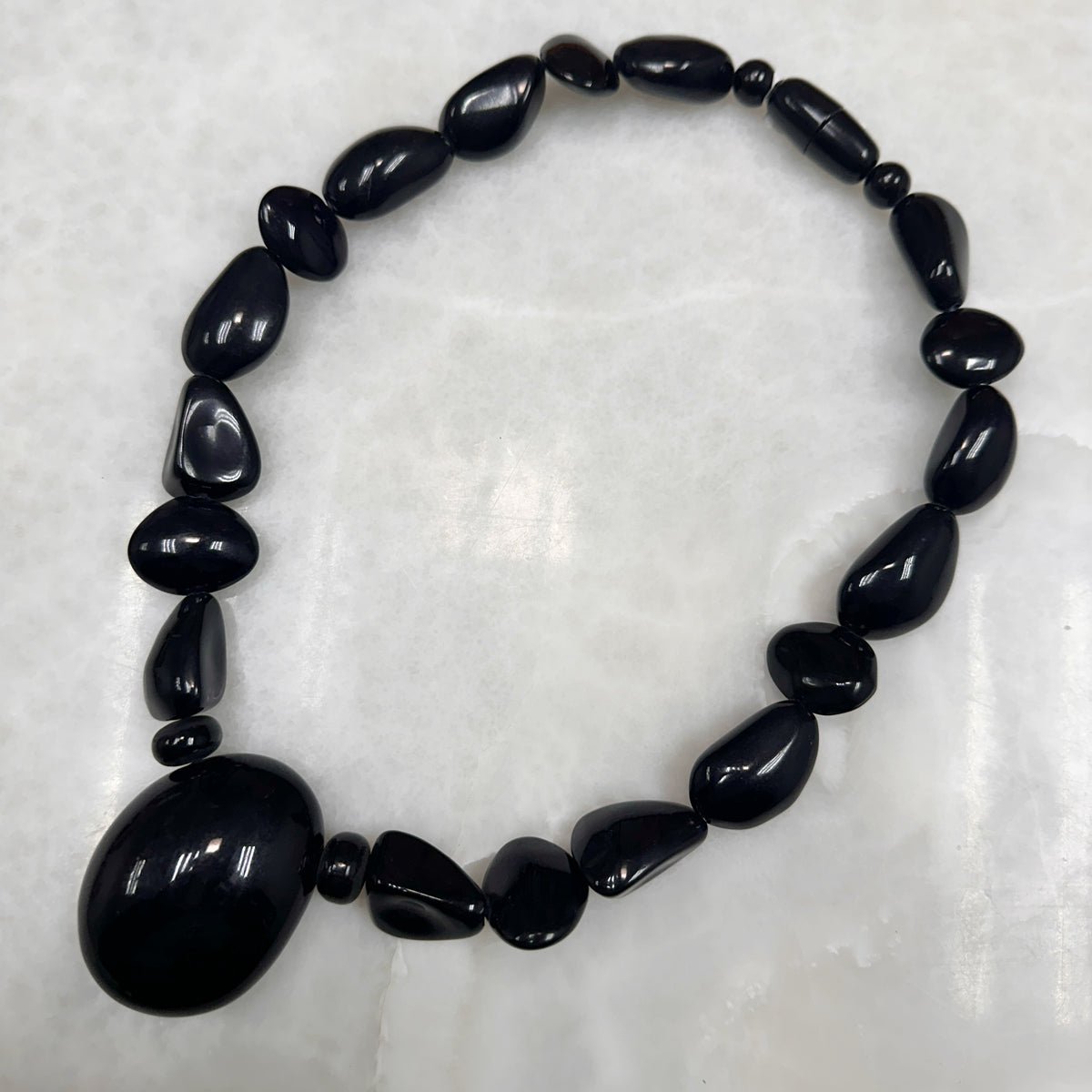 Pebbles Necklace Dark Noir con Brazalete incluido 41-CLN-L13A00