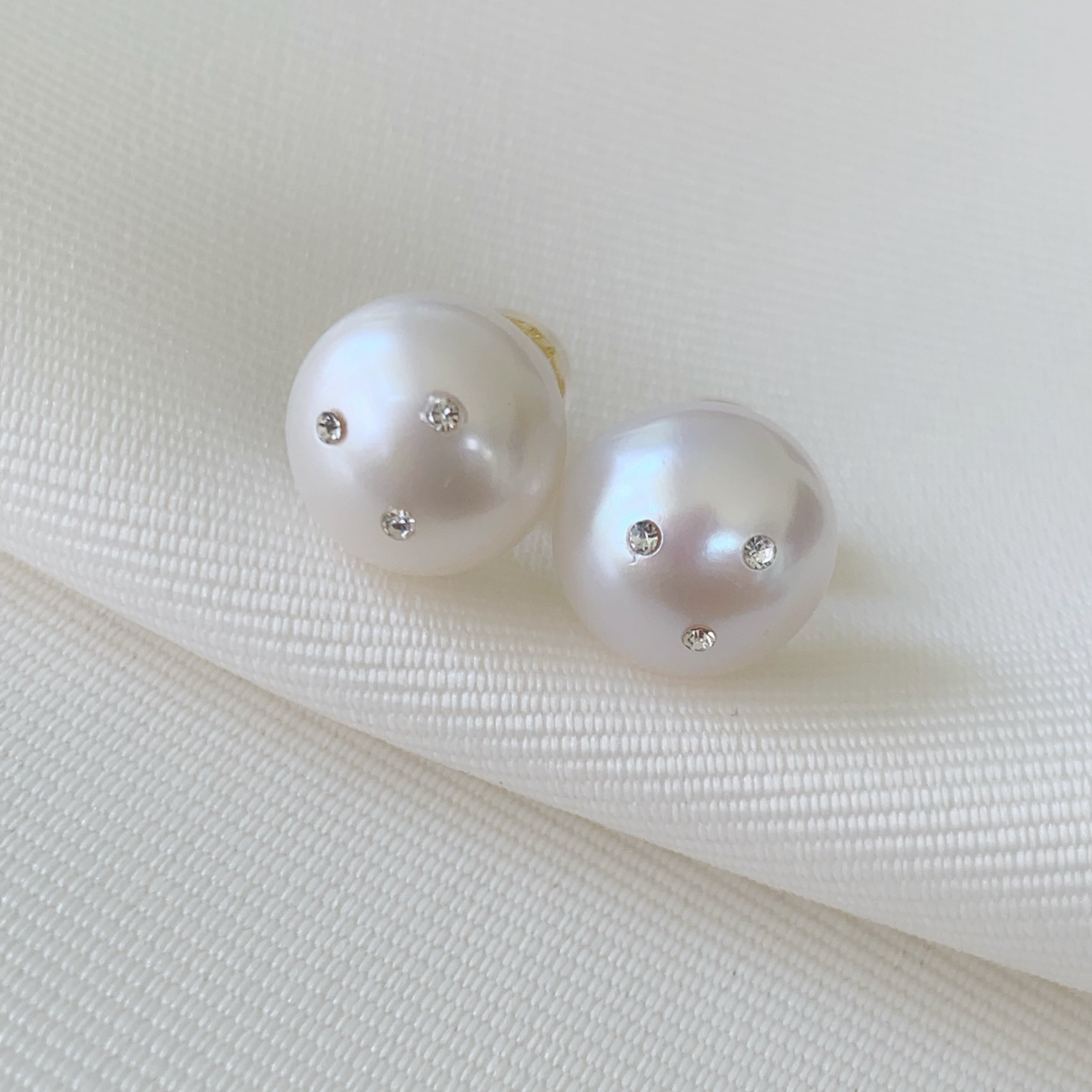 Aretes Perla Natural y Plata Dorada 04-AR-L9A00