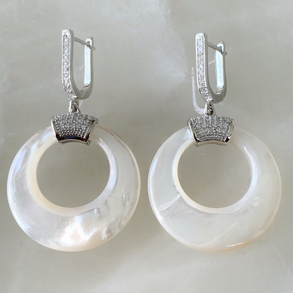 Aretes Colgantes en Madre Perla y Plata 30-AR-L22A25