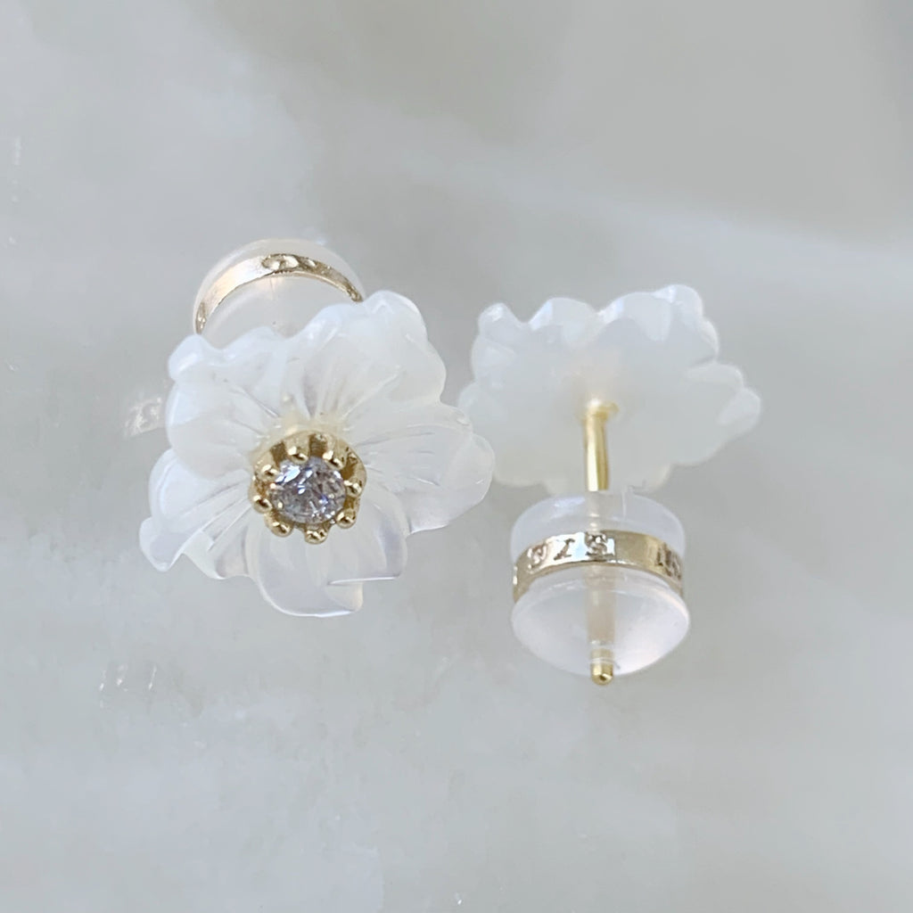 Aretes de flor en Madre Perla y Plata Dorada 21-AR-L6