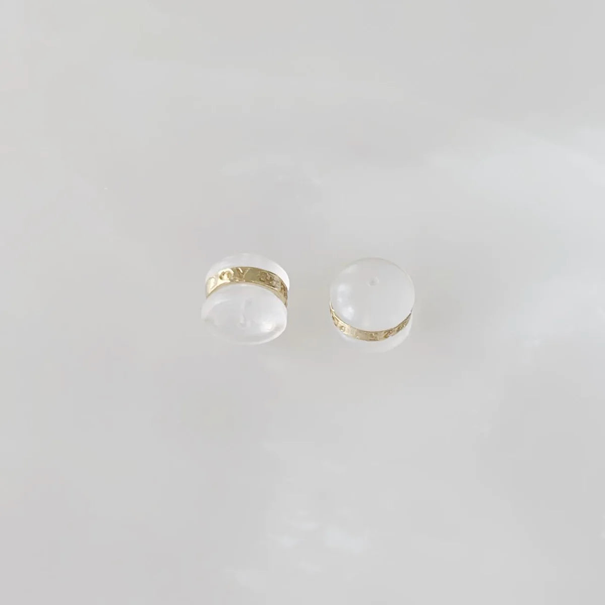 Aretes de flor en Madre Perla y Plata Dorada 18-AR-L16A50