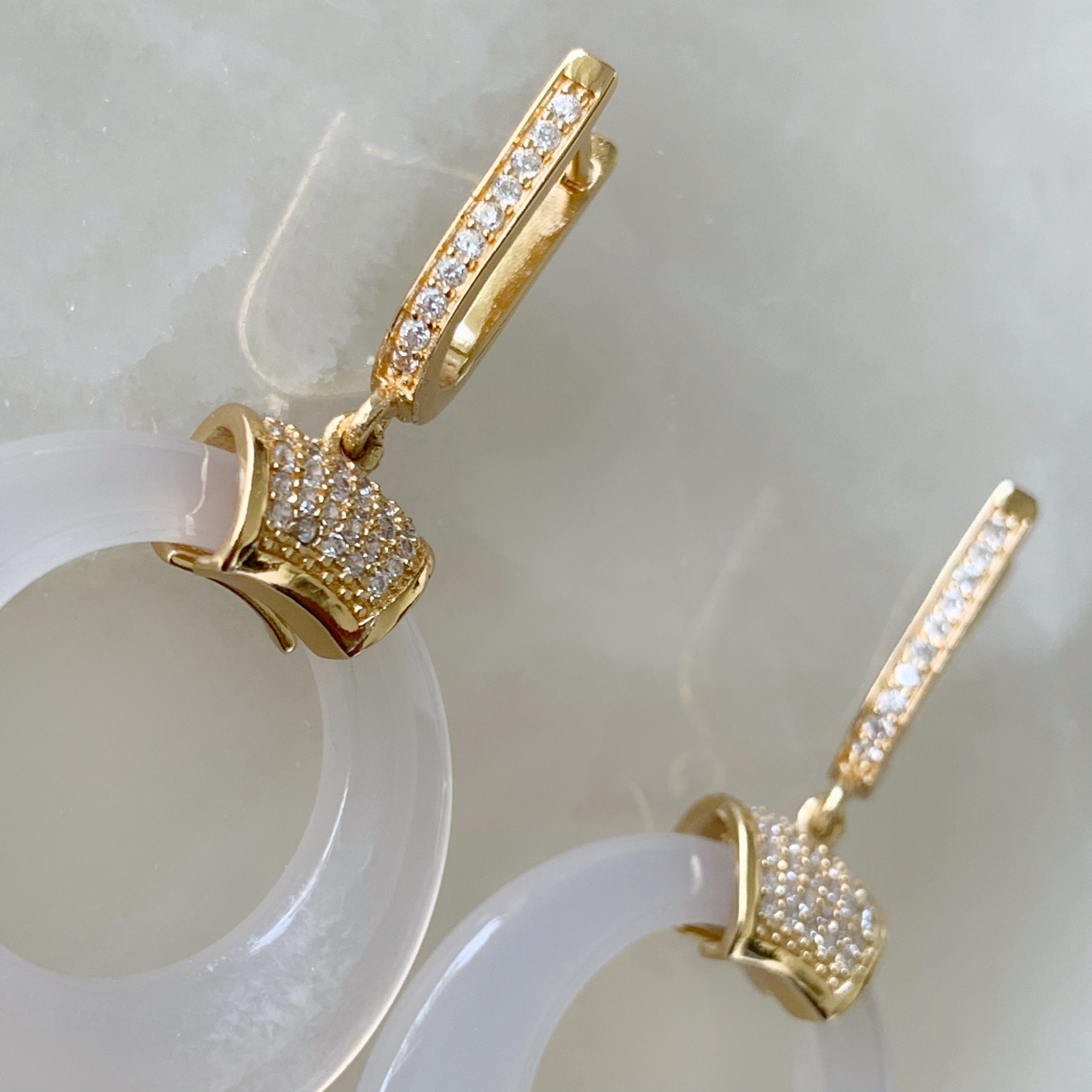 Aretes Colgantes en Madre Perla y Plata Dorada 29-AR-L23