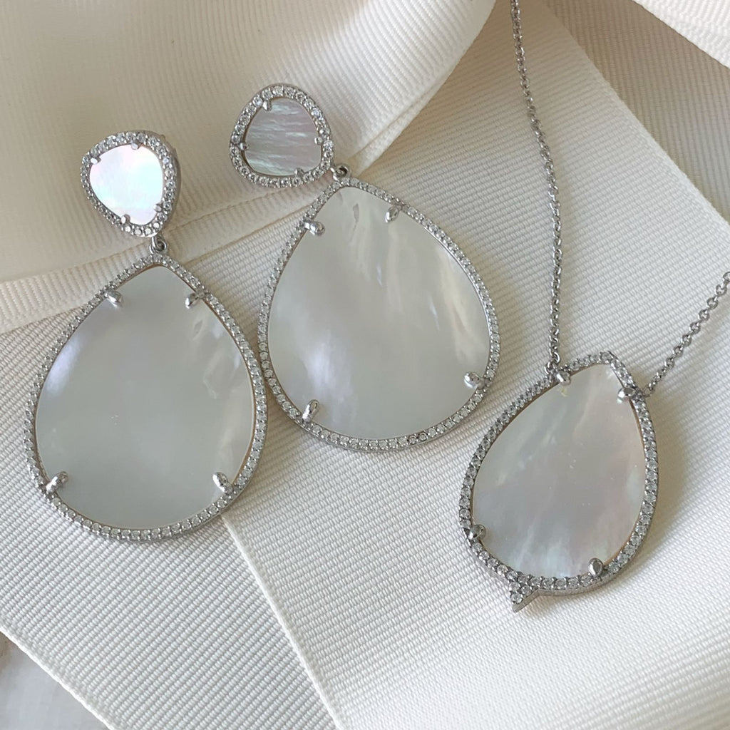 Juego de Cadena Dije y Aretes de Gota en Madre Perla con Plata 25-CD-AR-L19-L43