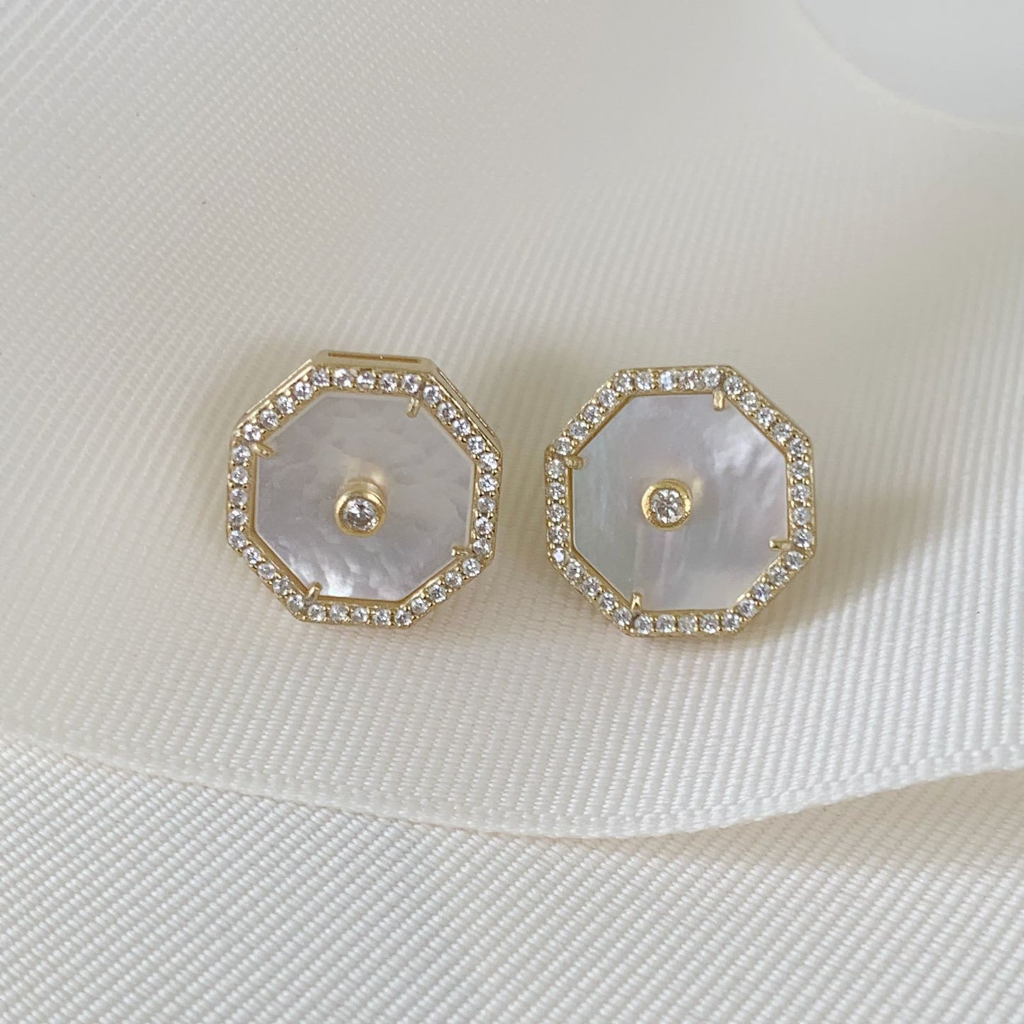 Aretes Octágono en Madre Perla y Plata Dorada 16-AR-L17